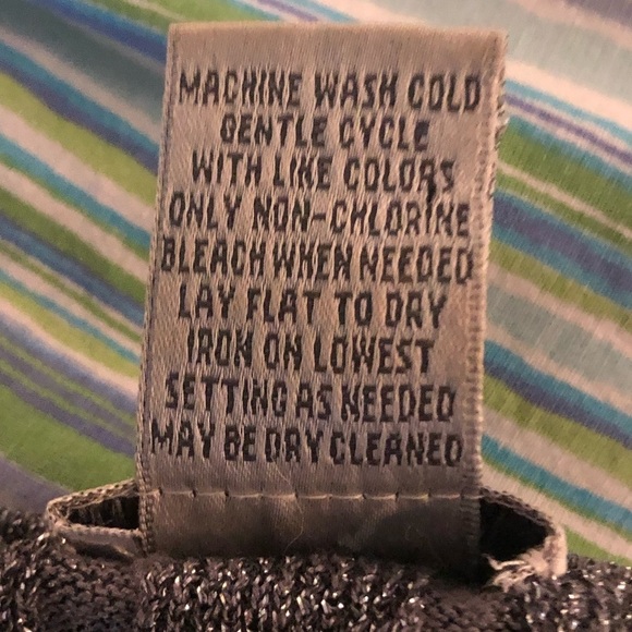 Chico’s tank top with matching sweater. Size 8/10 - Picture 7 of 7